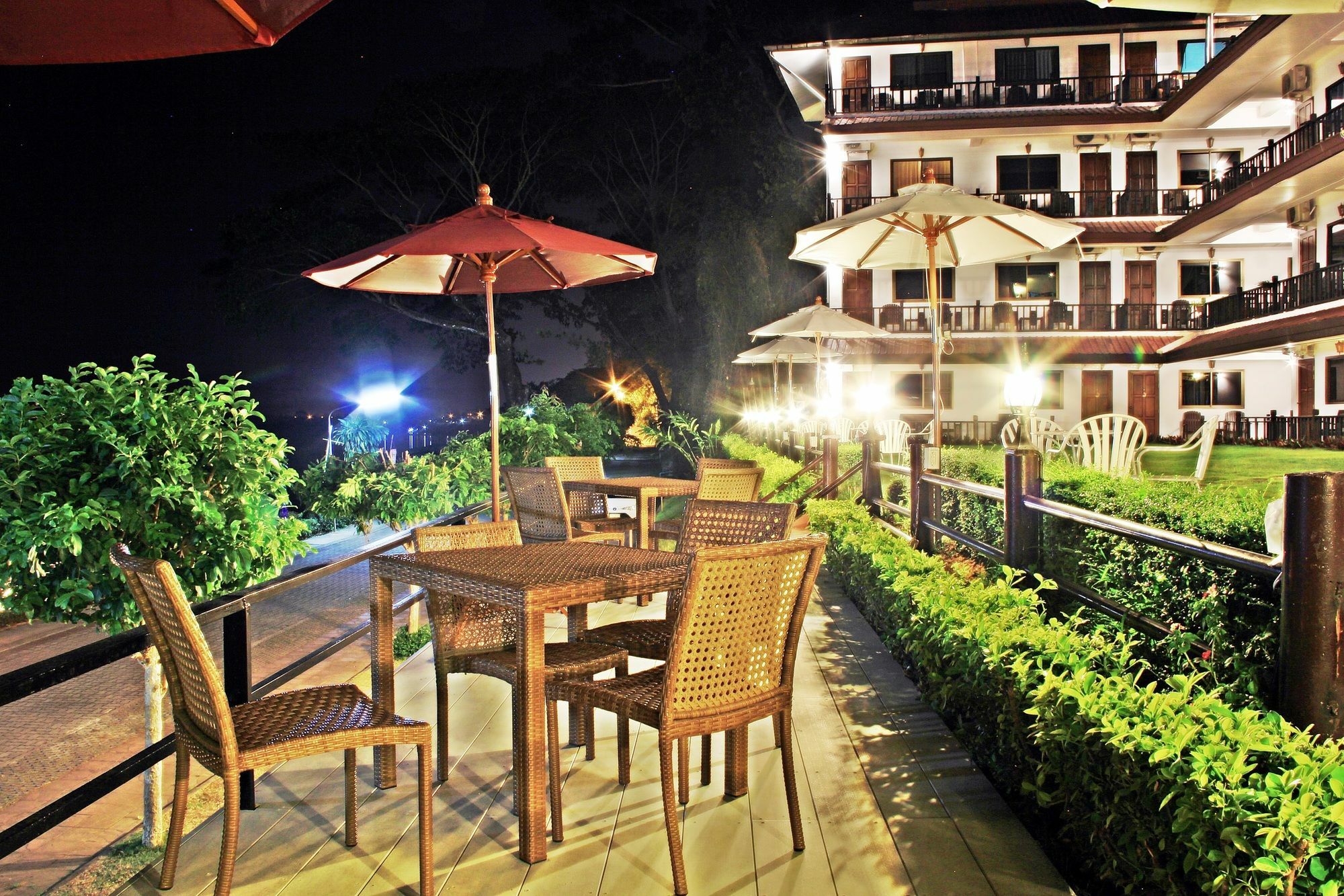 Hotel Namkhong Riverside Chiang Khong Exterior foto